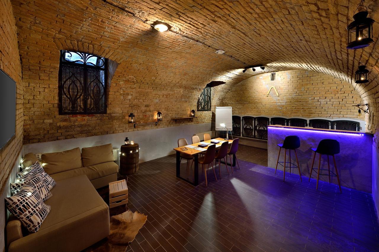 Ambiente Serviced Apartments - Tallerova Bratislava Buitenkant foto