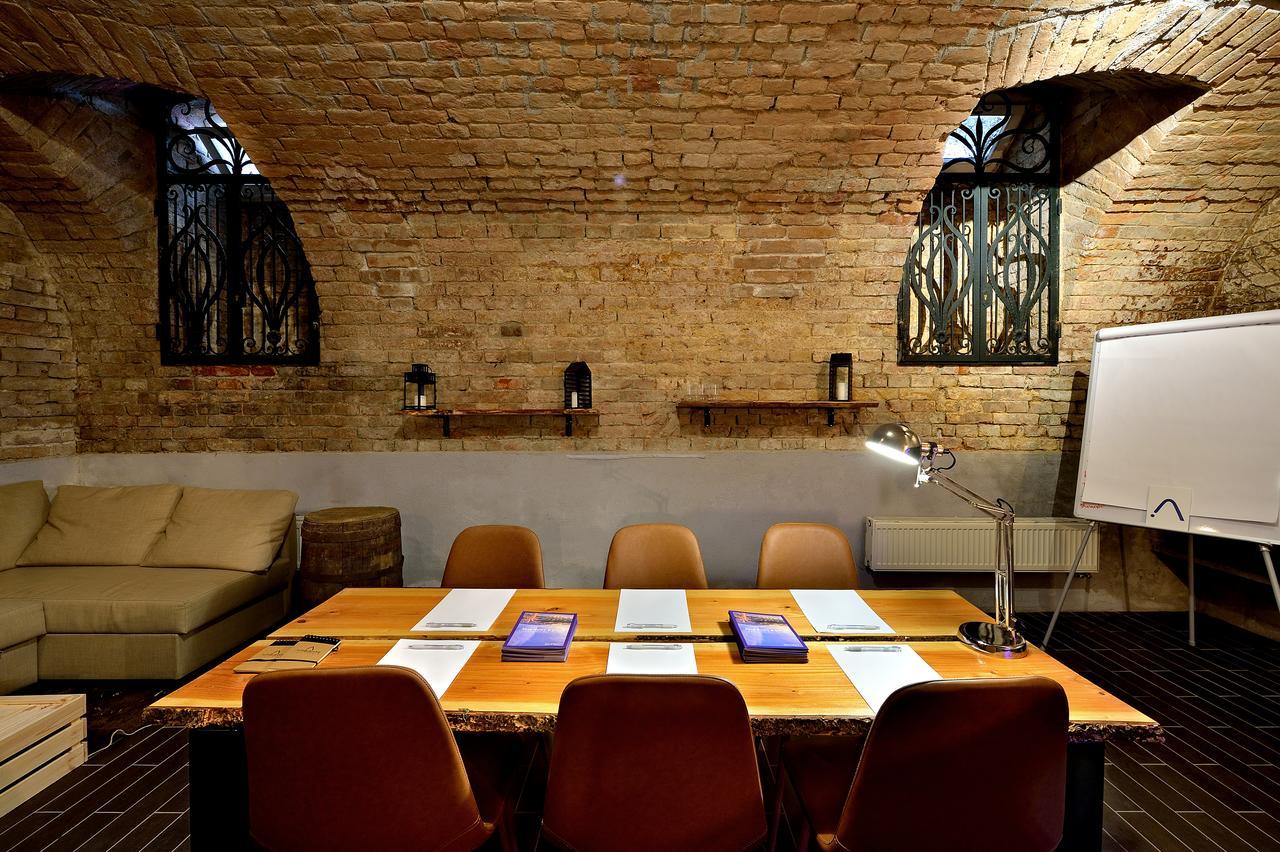 Ambiente Serviced Apartments - Tallerova Bratislava Buitenkant foto