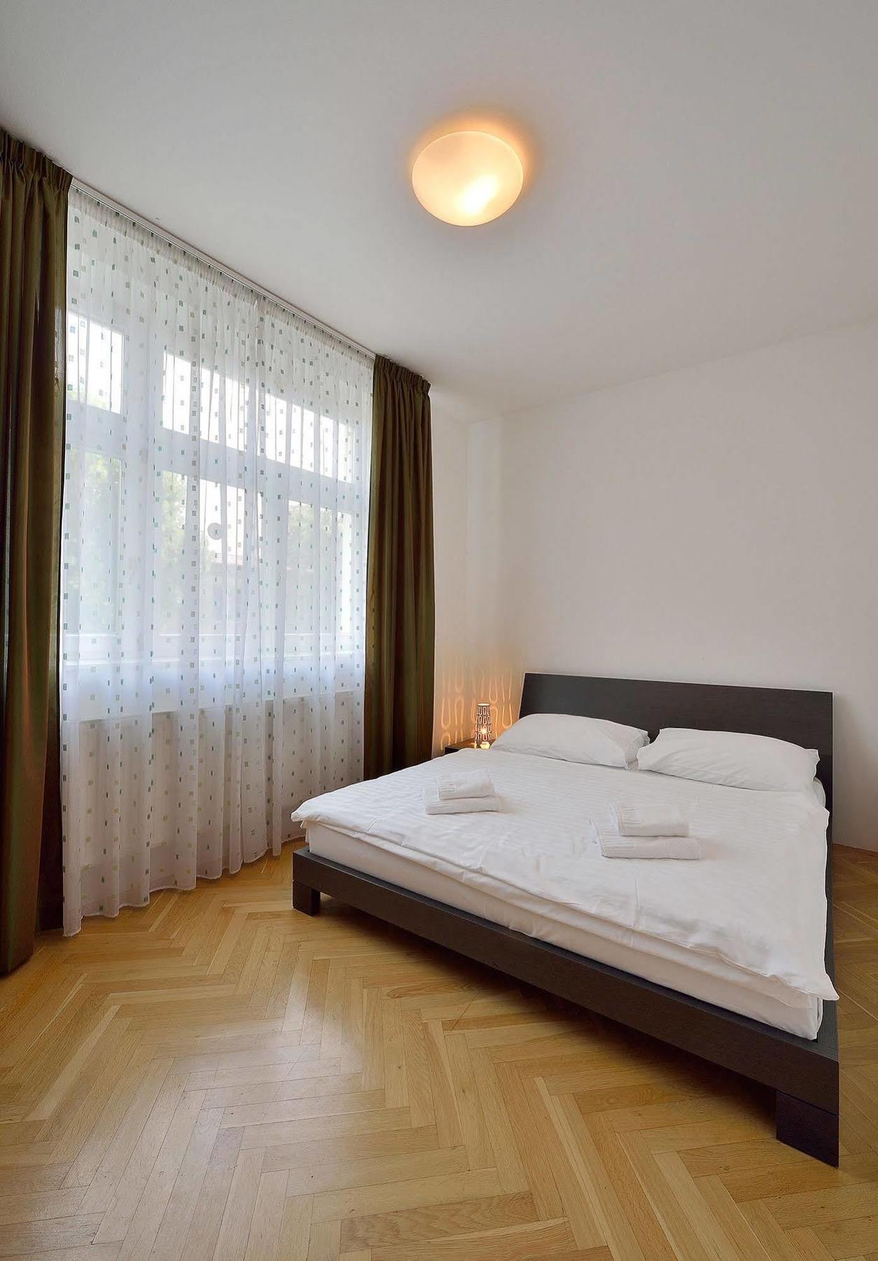 Ambiente Serviced Apartments - Tallerova Bratislava Buitenkant foto